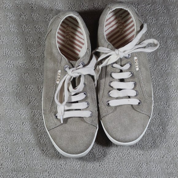 Taos Women's Size 9 Star Comfort Khaki Wash Lace Up Sneakers - Picture 2 of 6
